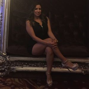 Meet your Posher, Edith